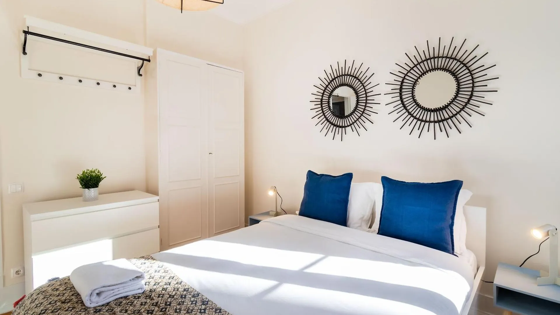 Inglaterra By Central Hill Apartments location